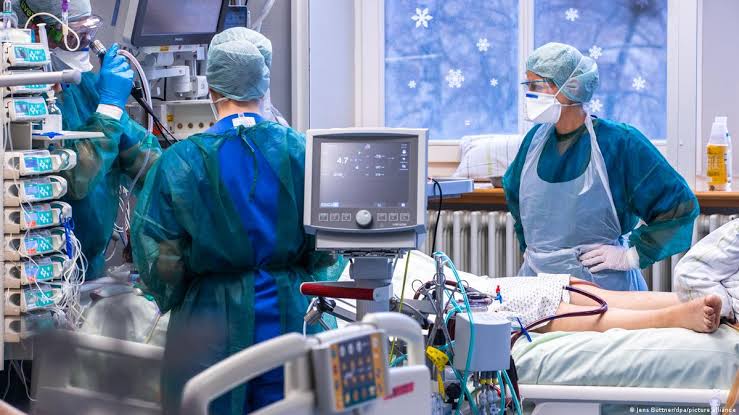 استطلاع: الألمان يثقون بالأطباء أكثر من أي جهة أخرى 